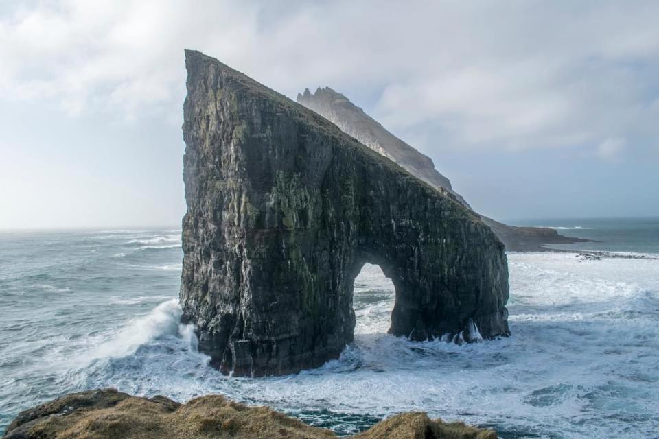 The Old House Close To The Ferry To Mykines Sorvagur Exterior photo