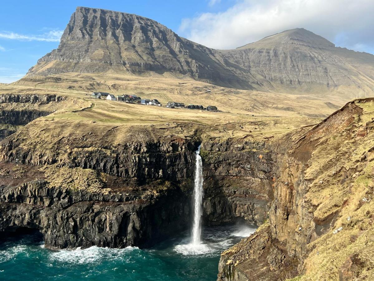 The Old House Close To The Ferry To Mykines Sorvagur Exterior photo